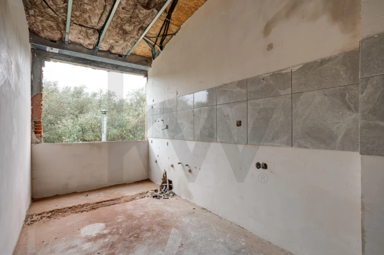 Apartamento T2 para Venda em Camarate, Unhos e Apelação Foto 7