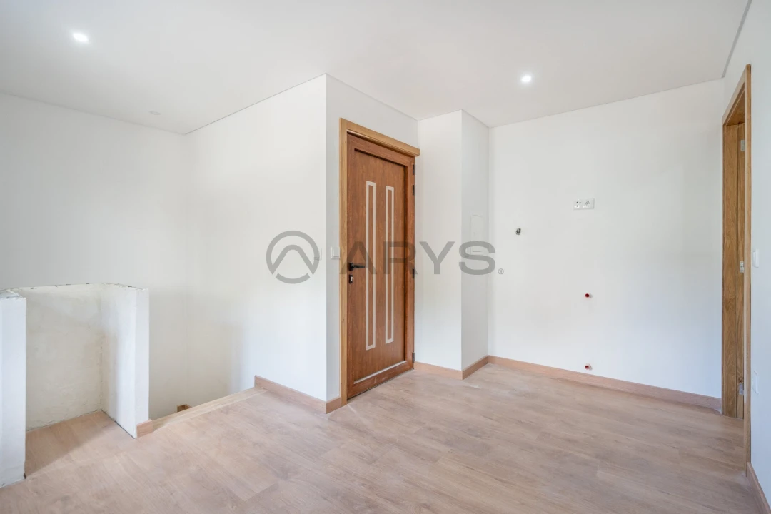 Moradia T3 para Venda em Taide Foto 12