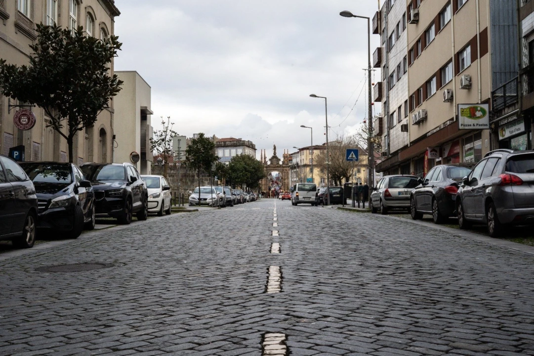 Loja para Venda em Braga (Maximinos, Sé e Cividade) Foto 10