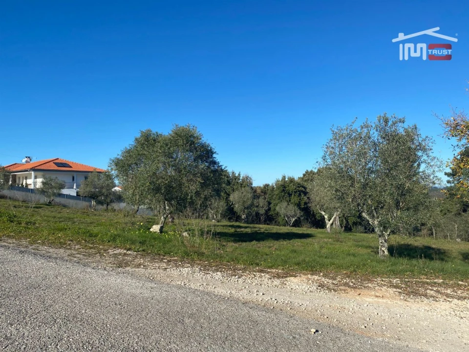 Terreno para Venda em Atouguia Foto 10
