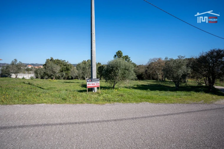 Terreno para Venda em Atouguia Foto 5