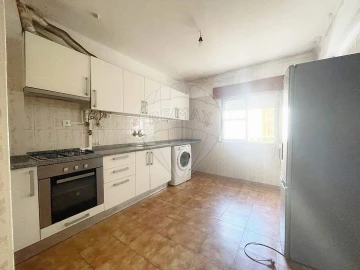 Apartamento T2 para Venda em Algueirão-Mem Martins