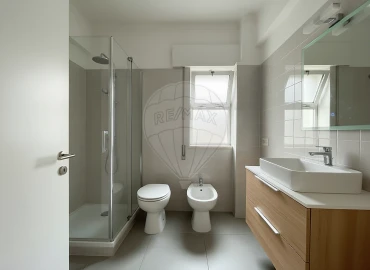 Apartamento T2 para Venda em Algueirão-Mem Martins
