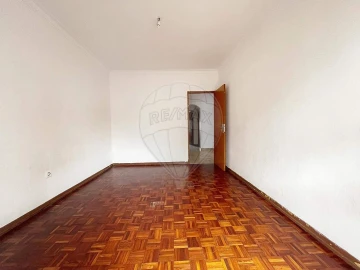 Apartamento T2 para Venda em Algueirão-Mem Martins