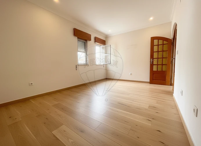 Apartamento T2 para Venda em Algueirão-Mem Martins Foto 27