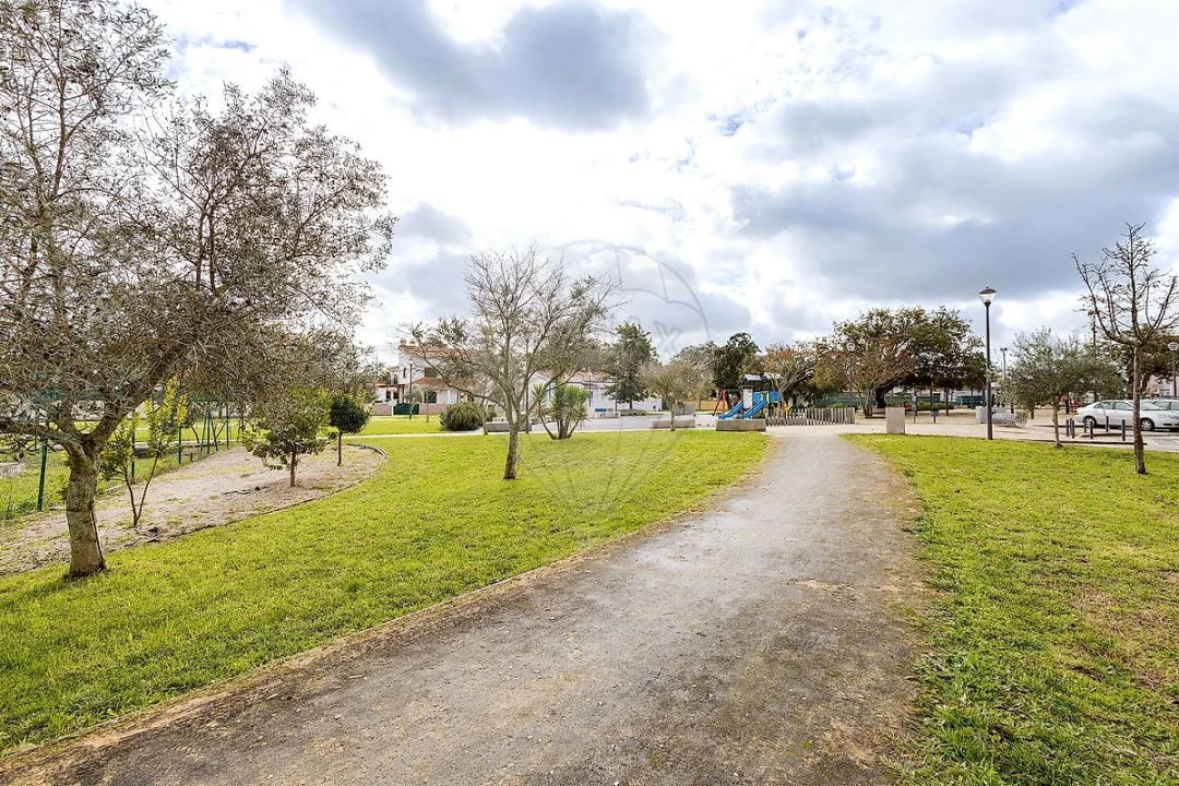 Apartamento T2 para Venda em Palmela Foto 24