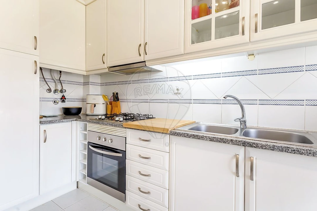 Apartamento T2 para Venda em Palmela Foto 11