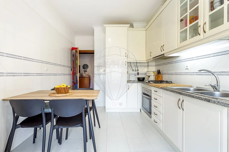 Apartamento T2 para Venda em Palmela Foto 10