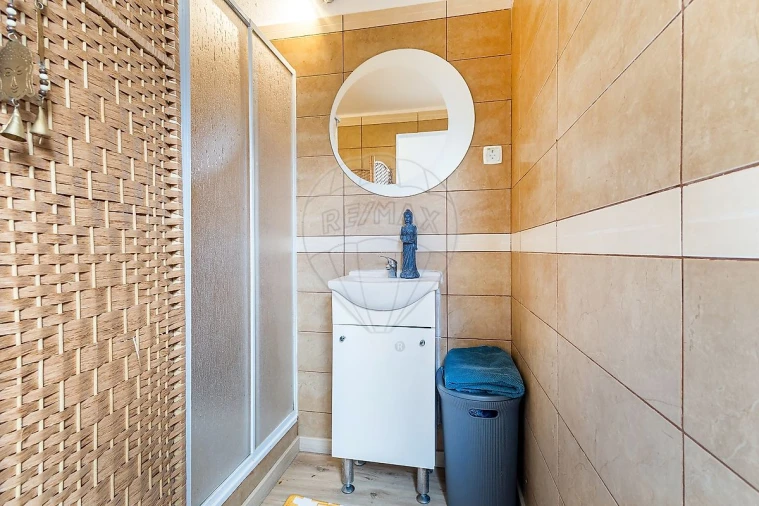 Apartamento T2 para Venda em Palmela Foto 23