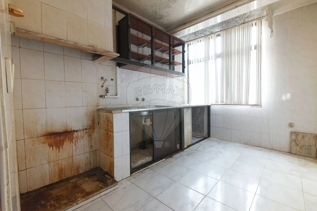 Apartamento T3 para Venda em Baixa da Banheira e Vale da Amoreira Foto 2