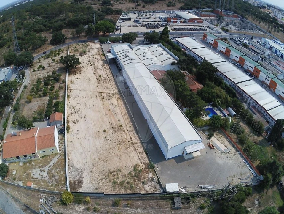 Armazém para Venda em Setubal (São Sebastião) Foto 6