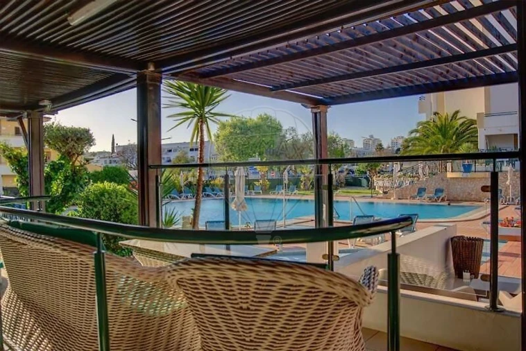Apartamento T1 para Venda em Albufeira e Olhos de Água Foto 12