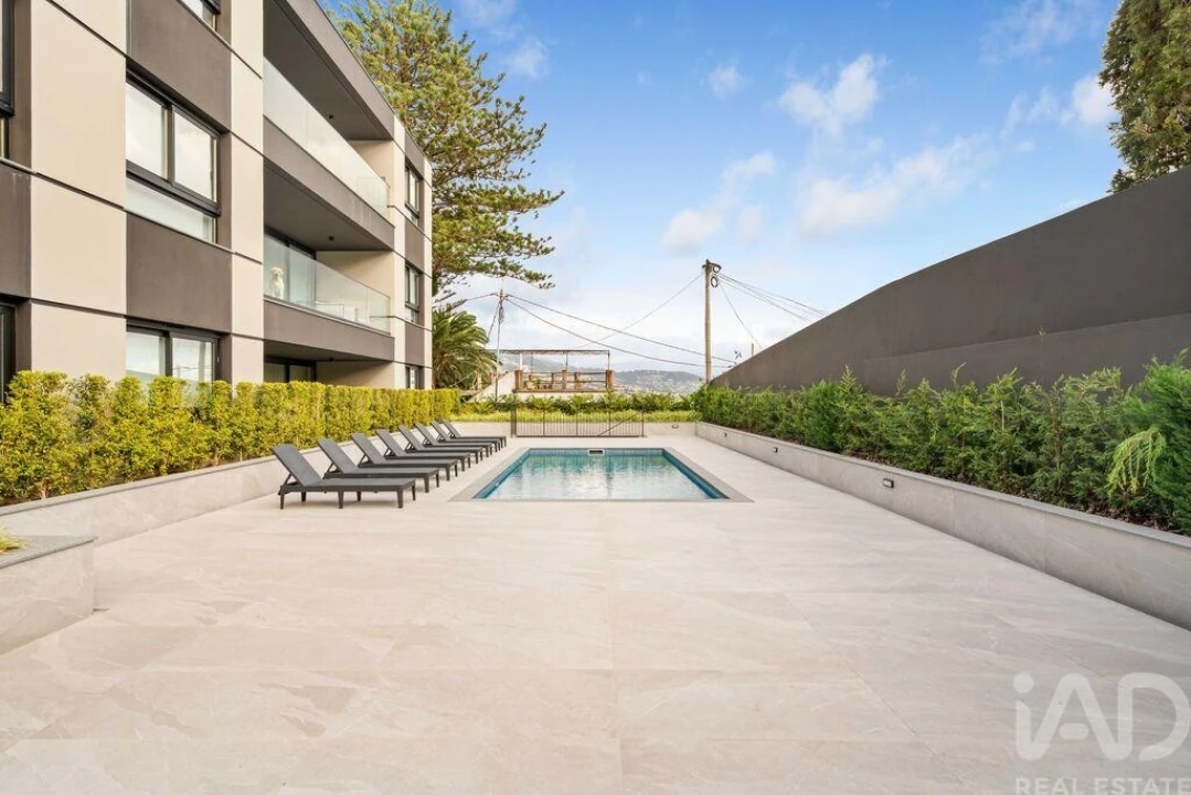 Apartamento T2 para Arrendamento em Santo Antonio Foto 19