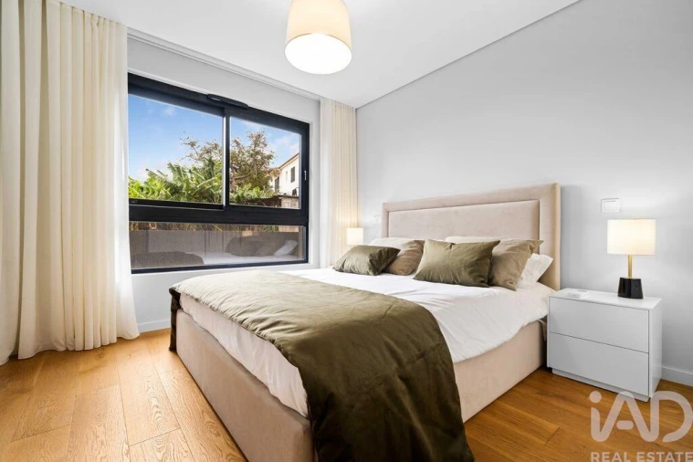 Apartamento T2 para Arrendamento em Santo Antonio Foto 8