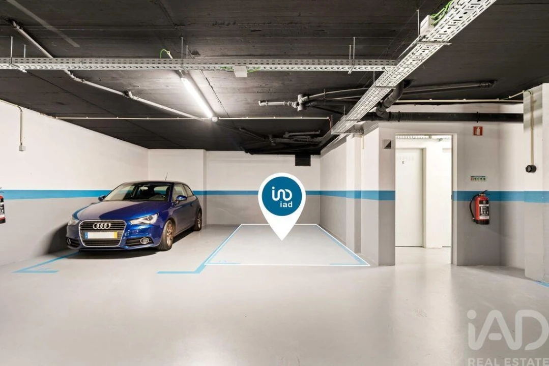 Apartamento T2 para Arrendamento em Santo Antonio Foto 22