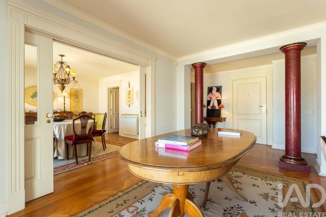 Apartamento T4 para Arrendamento em Estrela Foto 1