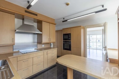 Apartamento T4 para Arrendamento em Estrela