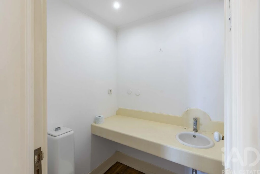 Apartamento T4 para Arrendamento em Estrela Foto 14