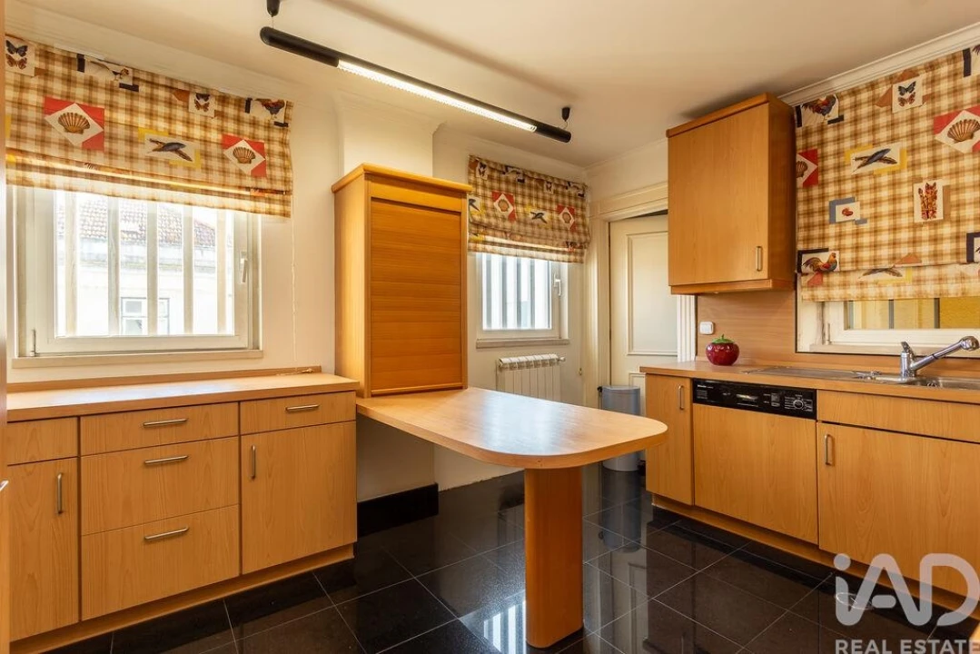 Apartamento T4 para Arrendamento em Estrela Foto 7