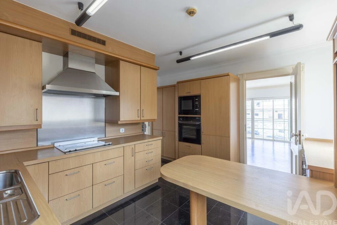 Apartamento T4 para Arrendamento em Estrela Foto 7
