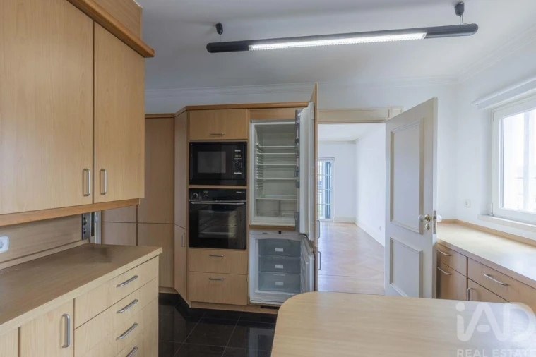 Apartamento T4 para Arrendamento em Estrela Foto 6