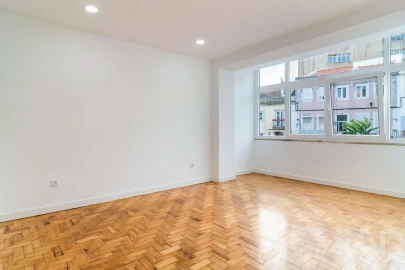 Apartamento T2 para Venda em São Vicente
