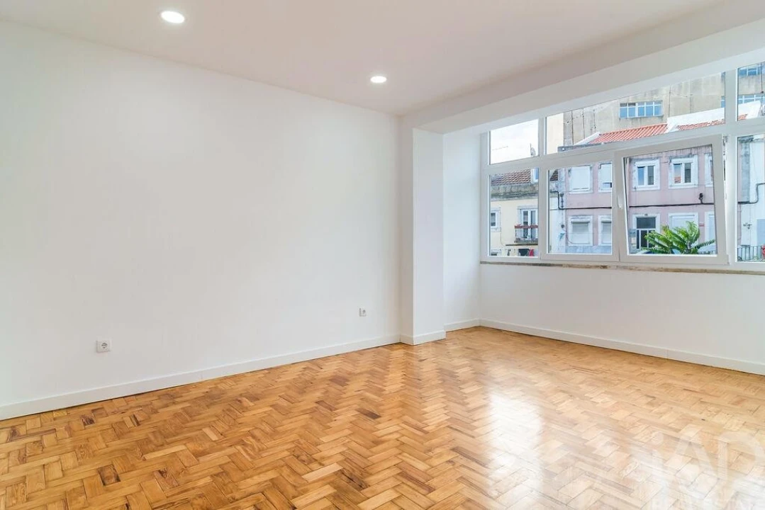 Apartamento T2 para Venda em São Vicente Foto 4