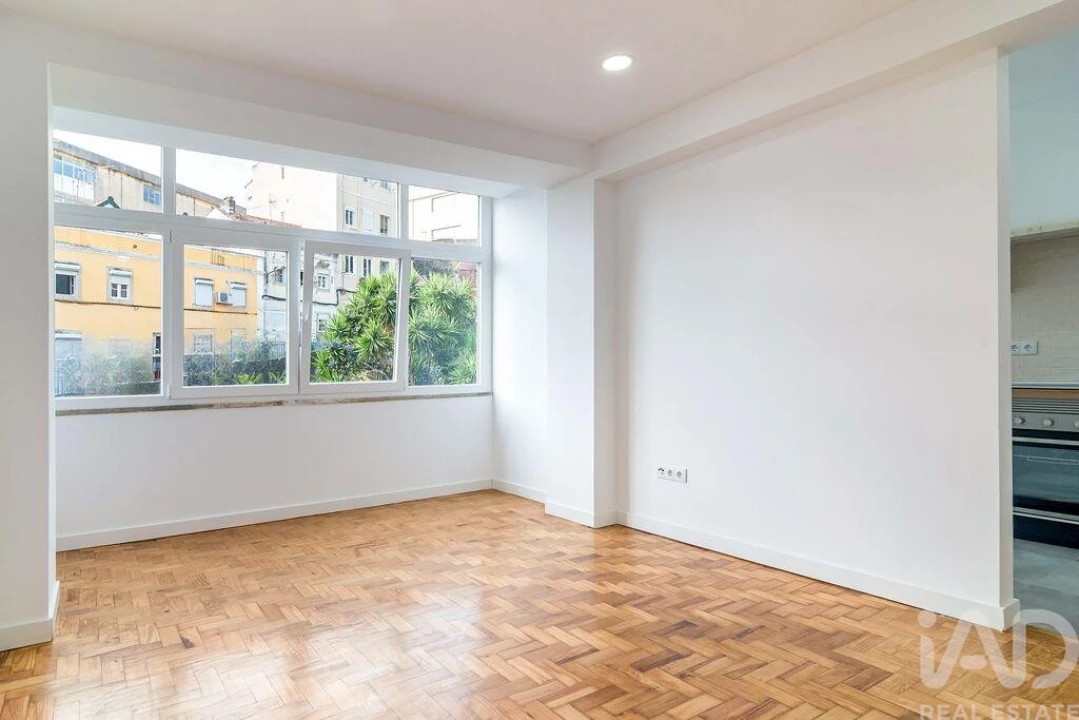 Apartamento T2 para Venda em São Vicente Foto 1