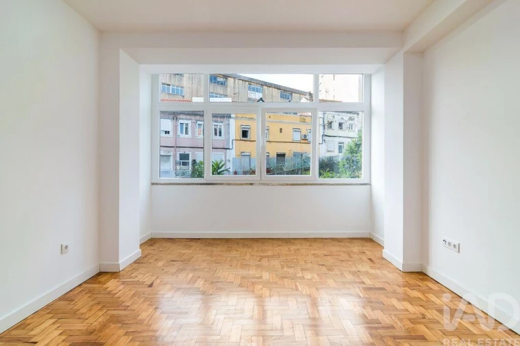 Apartamento T2 para Venda em São Vicente Foto 3
