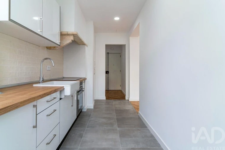 Apartamento T2 para Venda em São Vicente Foto 6