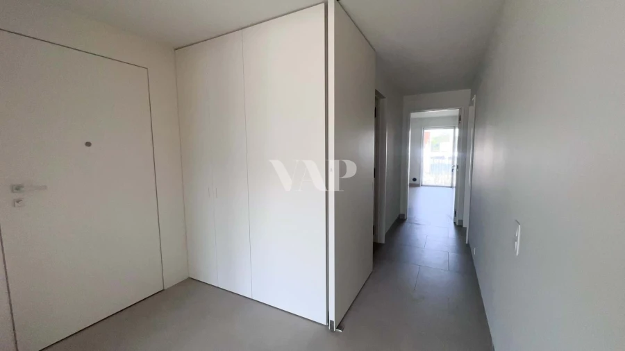 Apartamento T2 para Arrendamento em Quarteira Foto 15