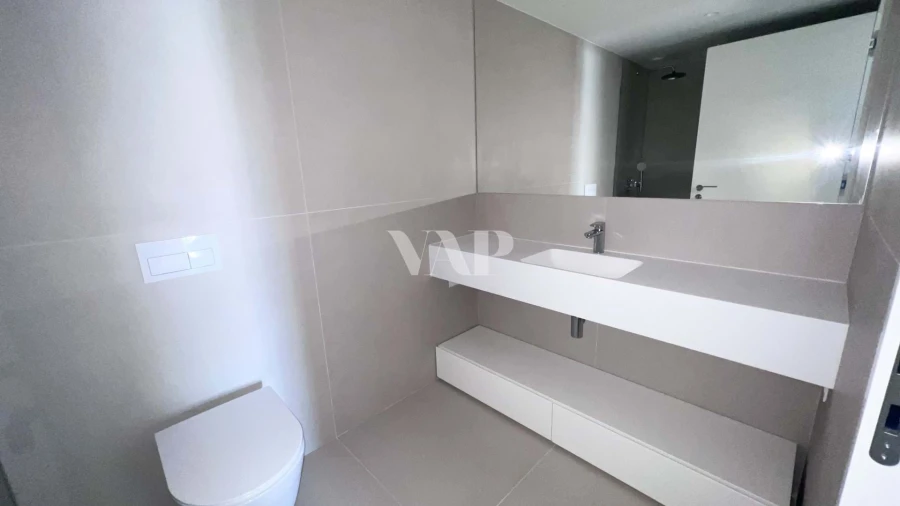 Apartamento T2 para Arrendamento em Quarteira Foto 17