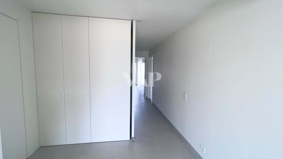 Apartamento T2 para Arrendamento em Quarteira Foto 25