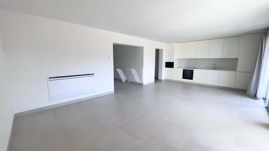 Apartamento T2 para Arrendamento em Quarteira Foto 6