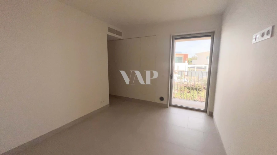 Apartamento T2 para Arrendamento em Quarteira Foto 21