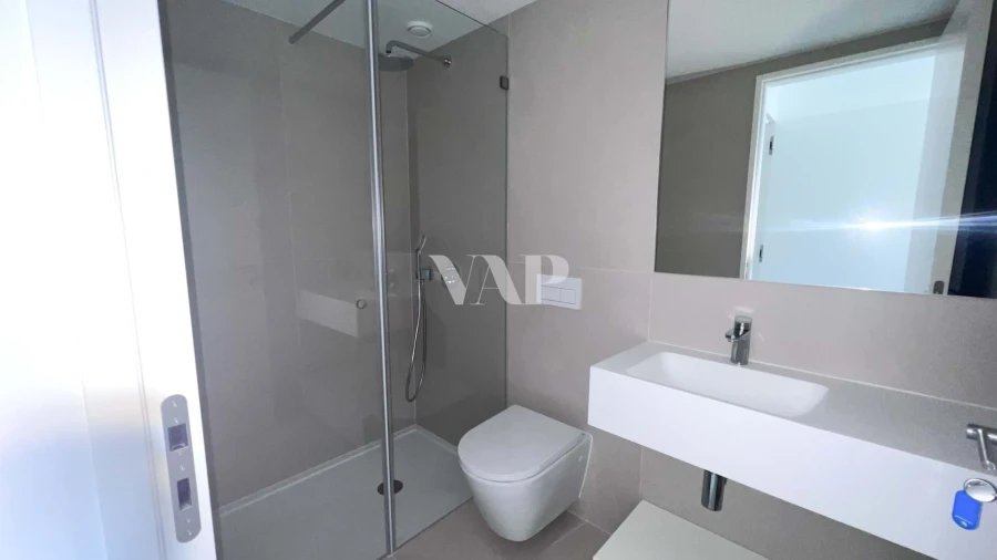 Apartamento T2 para Arrendamento em Quarteira Foto 22