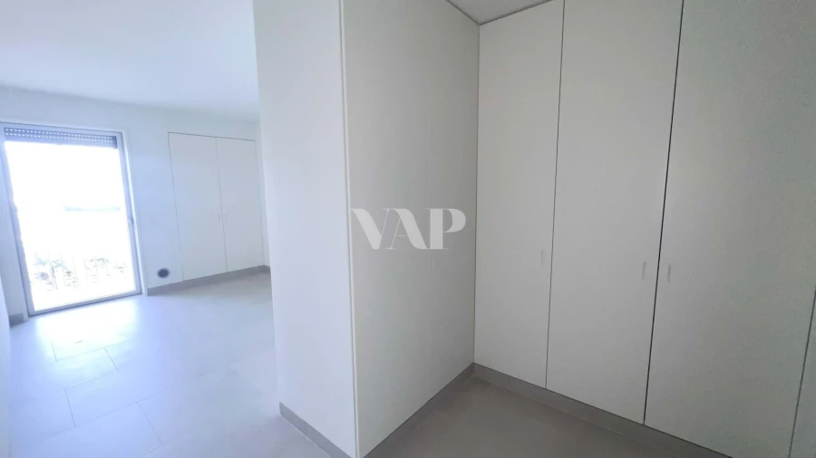 Apartamento T2 para Arrendamento em Quarteira Foto 3