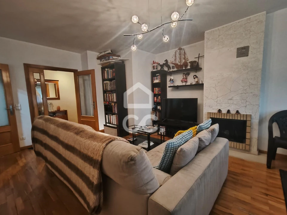 Apartamento T2 para Venda em Alfena Foto 10