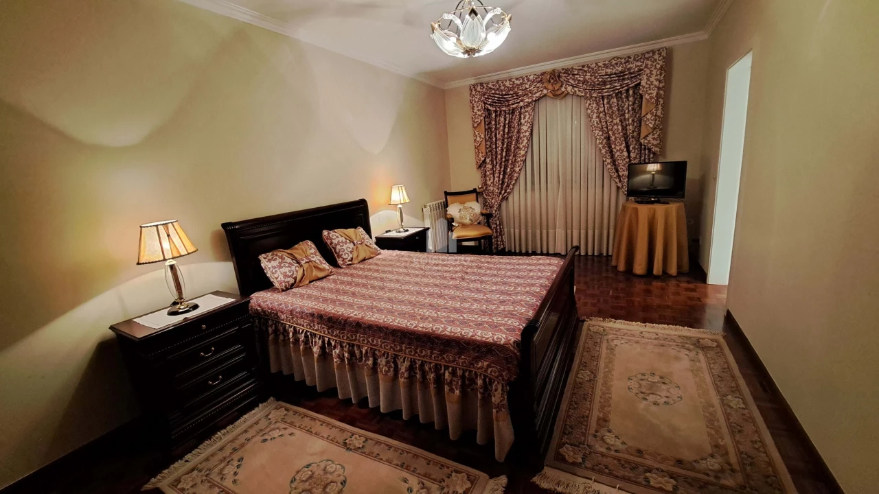 Moradia T6 para Venda em Figueiras e Covas Foto 27