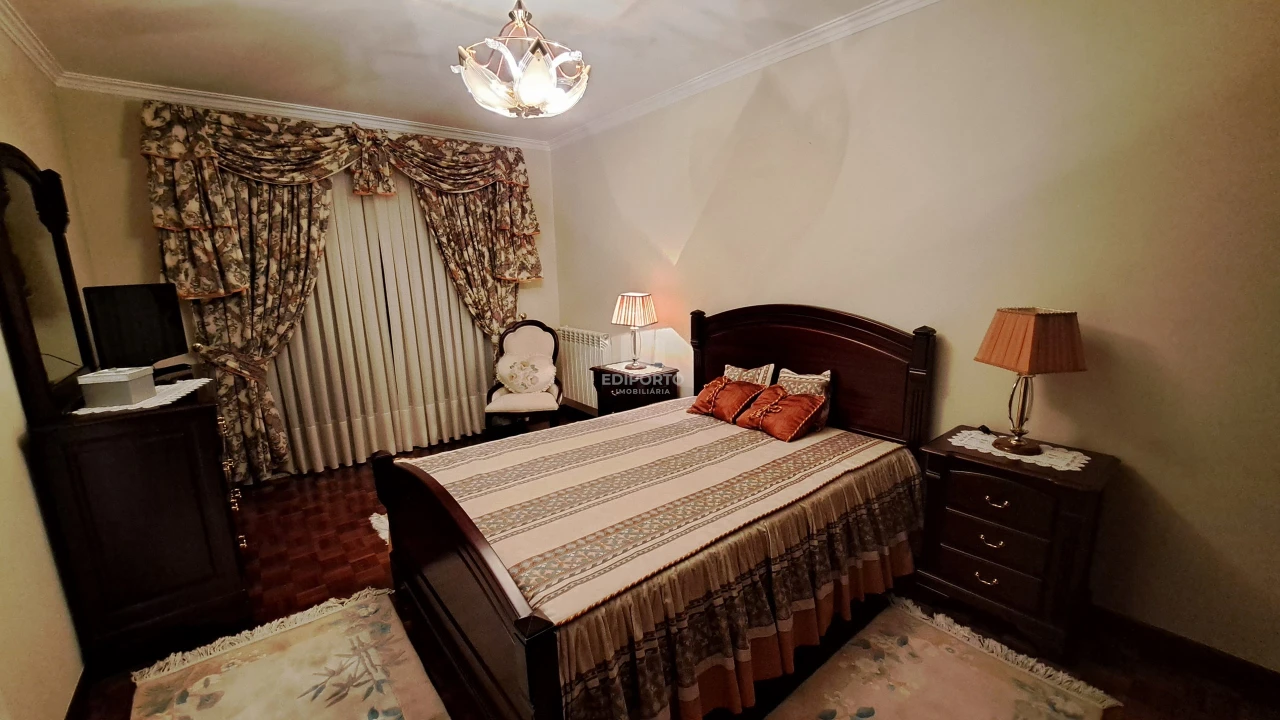 Moradia T6 para Venda em Figueiras e Covas Foto 29