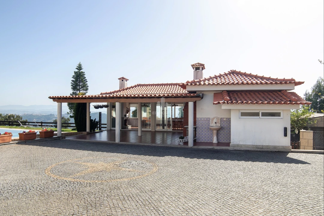 Moradia T6 para Venda em Figueiras e Covas Foto 53