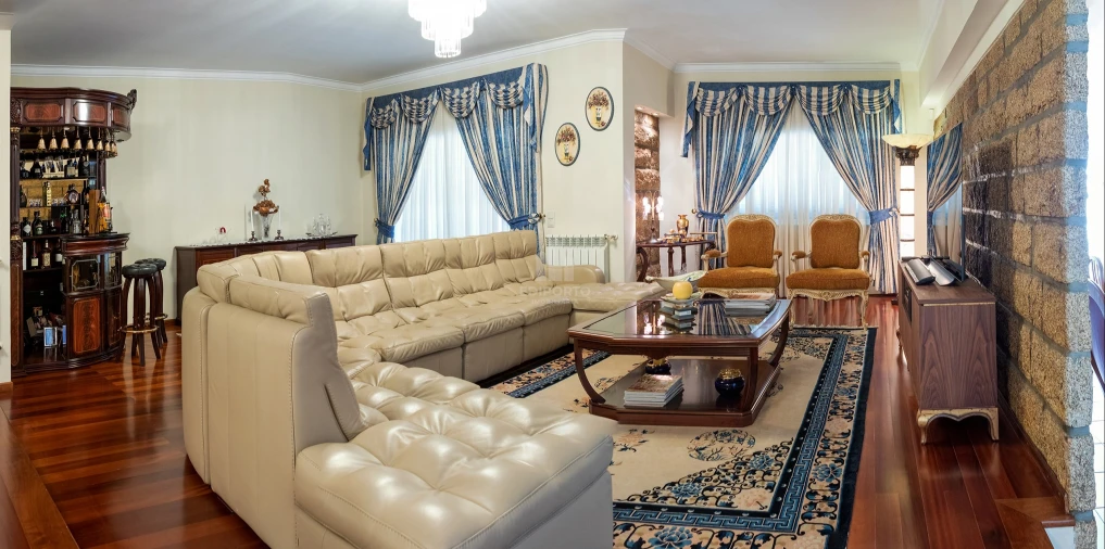 Moradia T6 para Venda em Figueiras e Covas Foto 17