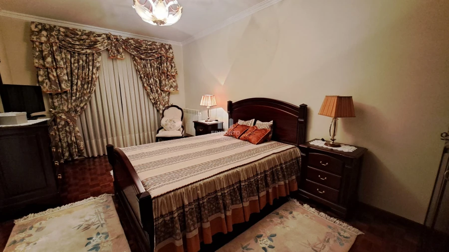 Moradia T6 para Venda em Figueiras e Covas Foto 23