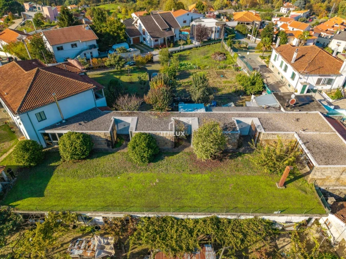 Moradia T6 para Venda em Amarante (São Gonçalo), Madalena, Cepelos e Gatão Foto 1