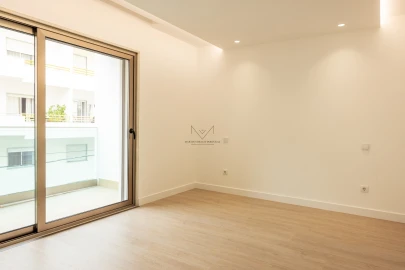 Apartamento T3 para Venda em Costa da Caparica