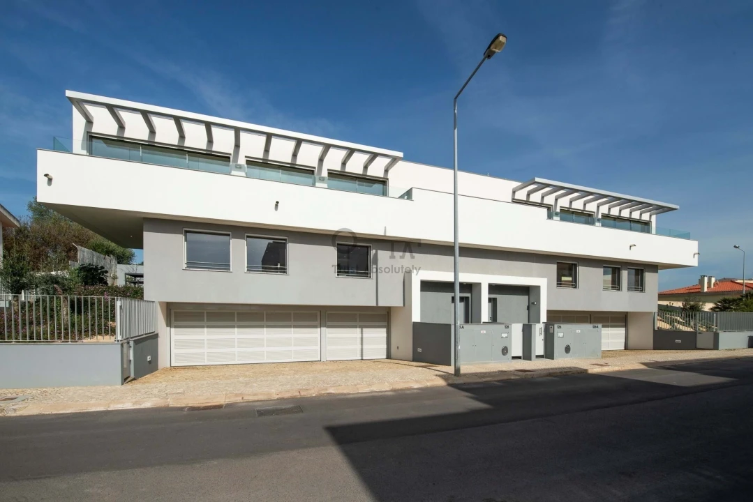 Moradia T3 para Venda em Cascais e Estoril Foto 2