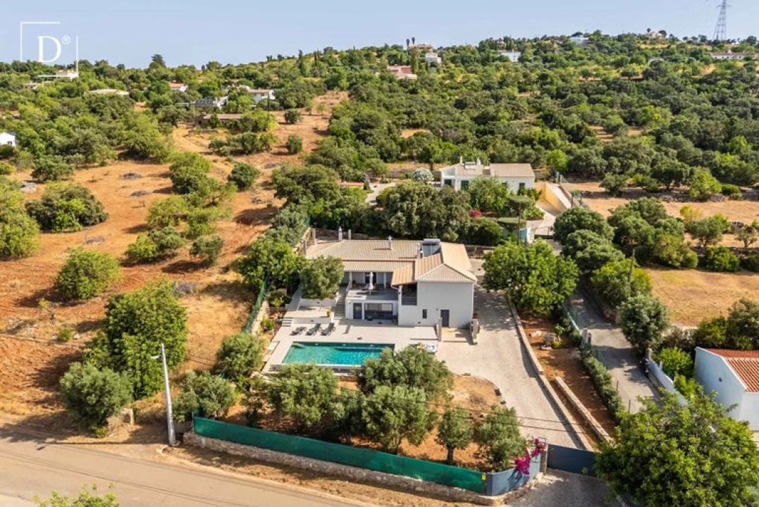 Moradia T4 para Venda em São Brás de Alportel Foto 24