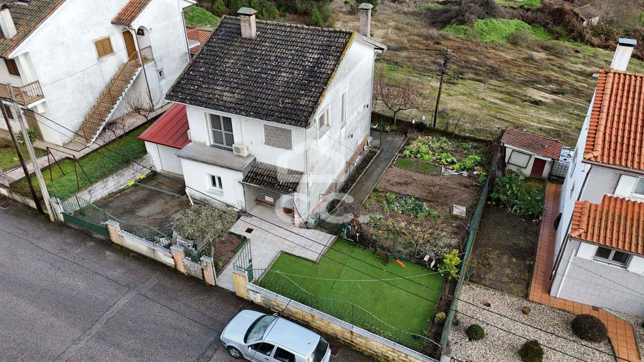 Moradia T4 para Venda em Santa Maria Maior Foto 36