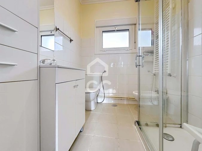 Moradia T4 para Venda em Santa Maria Maior Foto 21