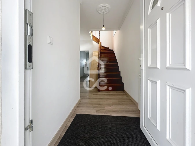 Moradia T4 para Venda em Santa Maria Maior Foto 14